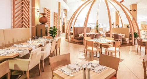 Akoya Hôtel & Spa : Restauration 